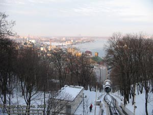 Фото Киева. Фуникулер, вид на Подол с верхней станции.