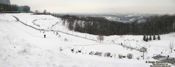 Фото Киева. Зимний вид на Левобережье с парка Вечной Славы. Панорама ~90°.