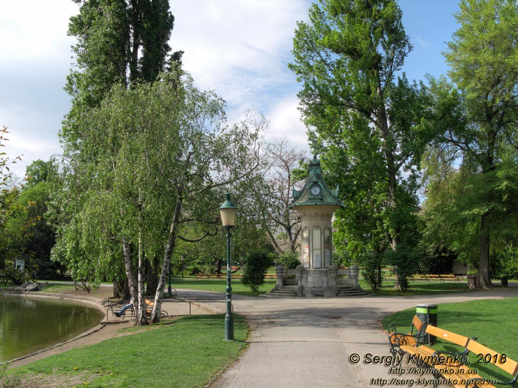 Вена (Vienna), Австрия (Austria). Фото. В Венском городском парке (Wiener Stadtpark).