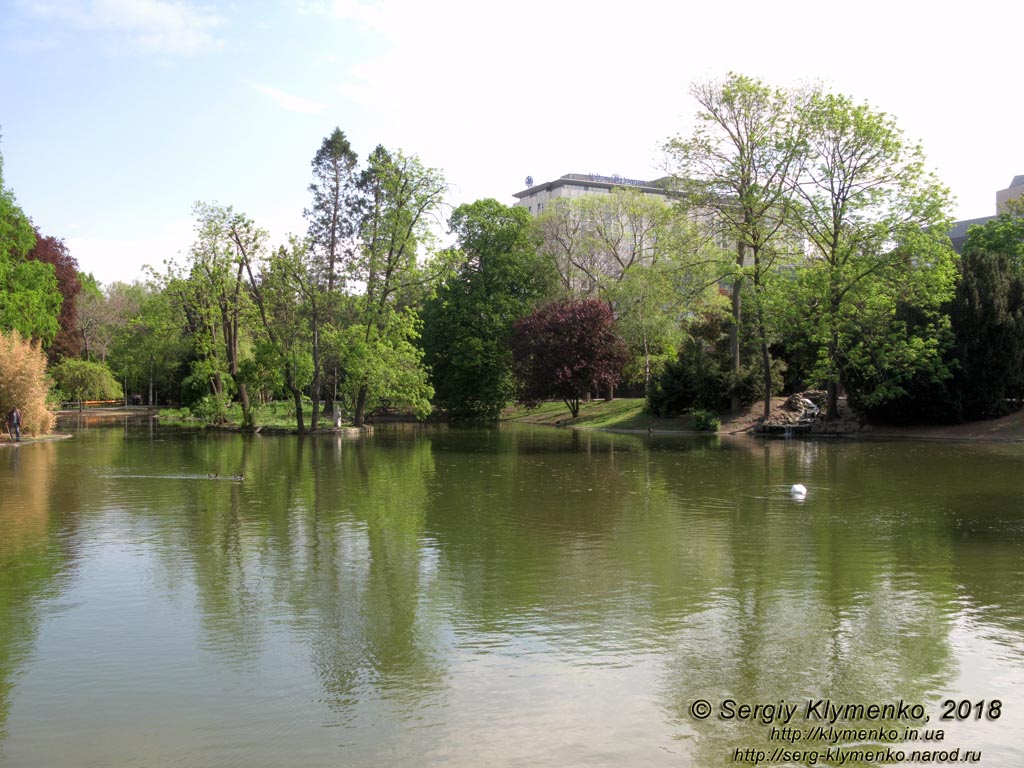 Вена (Vienna), Австрия (Austria). Фото. В Венском городском парке (Wiener Stadtpark).