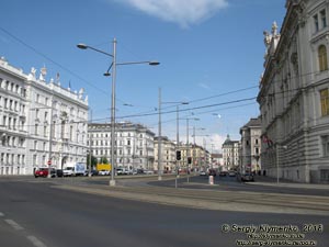 Вена (Vienna), Австрия (Austria). Фото. Вдоль Schwarzenbergplatz.