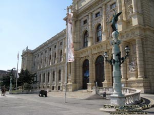 Вена (Vienna), Австрия (Austria). Фото. Площадь Марии Терезии (Maria-Theresien-Platz). Музей естественной истории (Naturhistorisches Museum Wien).