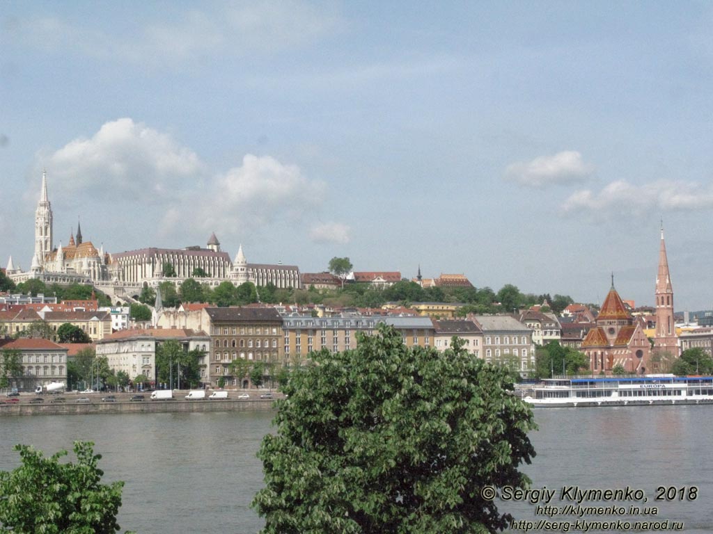 Будапешт (Budapest), Венгрия (Magyarország). Фото. Вид на Буду (правый берег Дуная) со стороны Пешта (Pest).