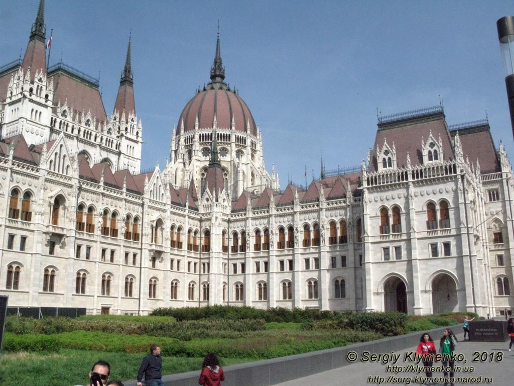 Будапешт (Budapest), Венгрия (Magyarország). Фото. Здание парламента Венгерии (Országház).