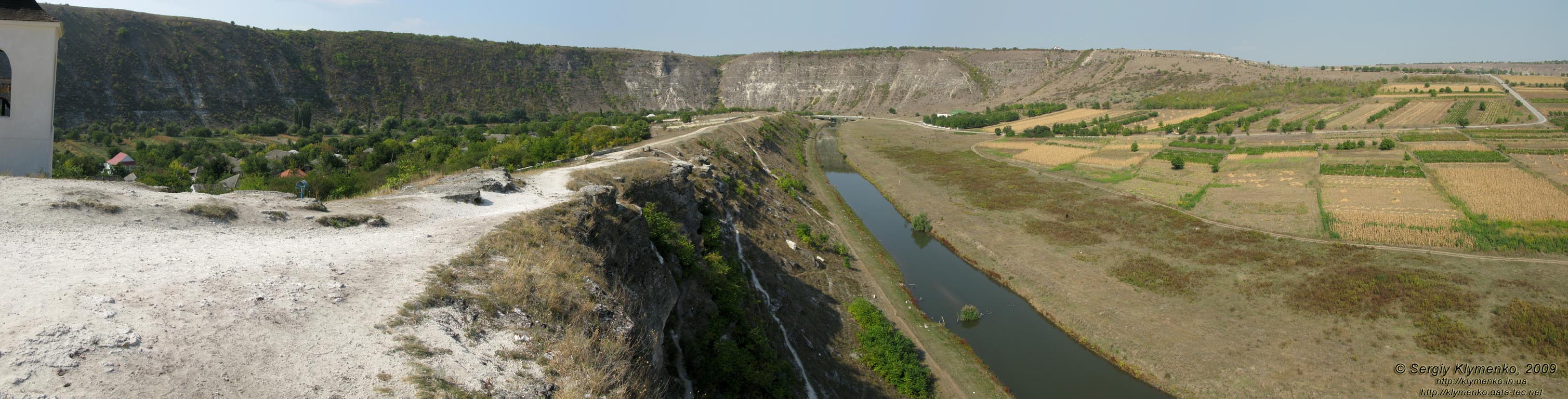 Молдавия. Фото. Историко-археологический комплекс Старый Орхей. Возле села Бутучены (Butuceni). Панорама ~150°.