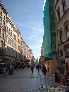 Фото Кракова. Старый Город. Улица Гродська (Ulica Grodzka w Krakowie), вид на юг - в сторону Вавеля (Wawel).