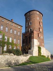 Фото Кракова. Вавель (Wawel). Сандомирская башня (Baszta Sandomierska).