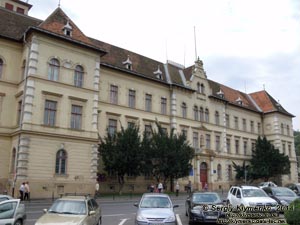 Румыния (România), город Брашов (Brașov). Фото. В центре города. Bulevardul Eroil.