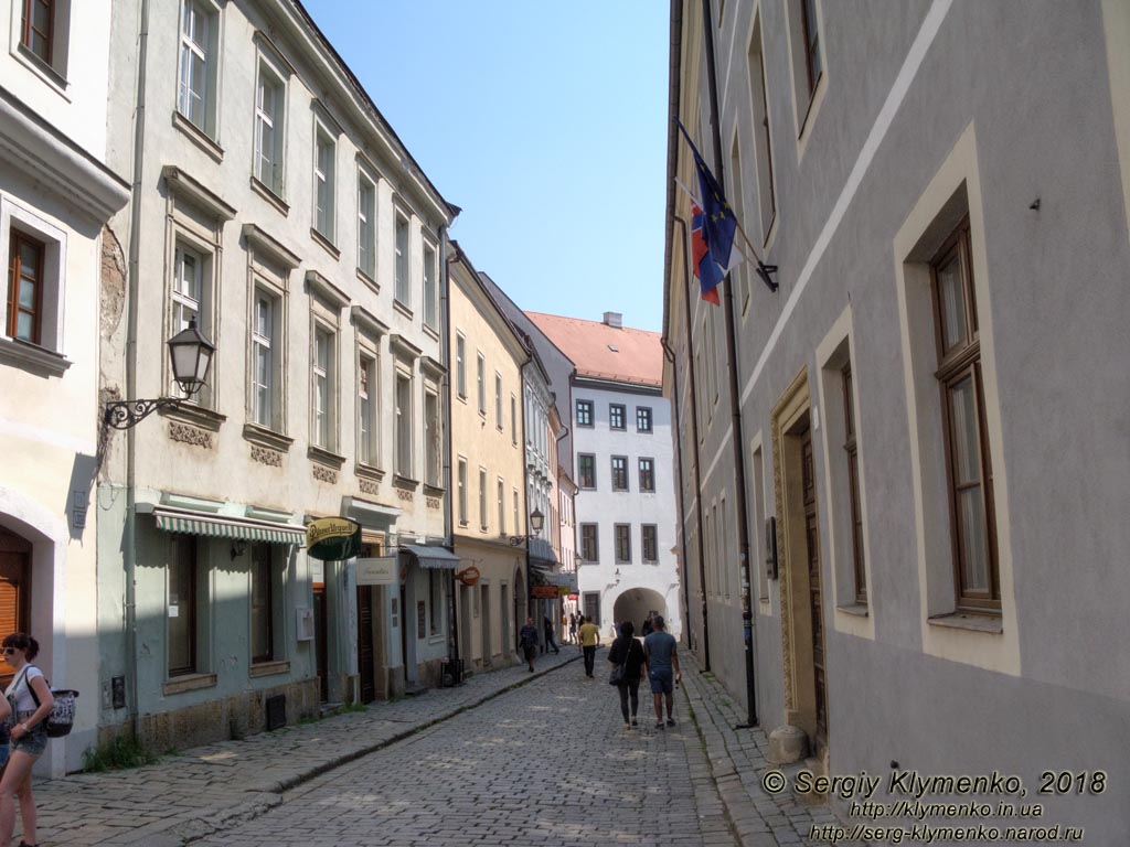 Фото Братиславы (Словакия). Улицами Старого города (Stare Mesto). На улице Klariska.