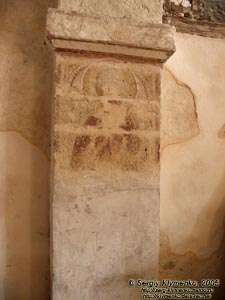 Судак, генуэзская крепость XIV-XV вв. Внутри «Храма с аркадой»; сохранившаяся фреска.