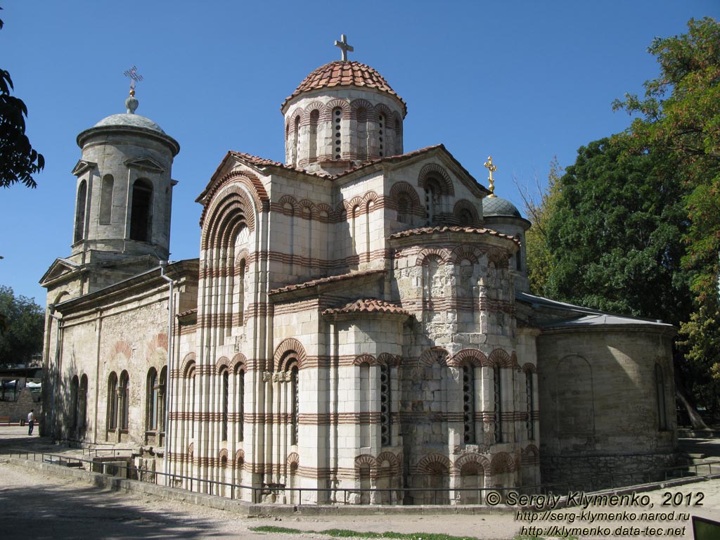 Крым, Керчь. Фото. Церковь Иоанна Предтечи, VIII-XIV века.