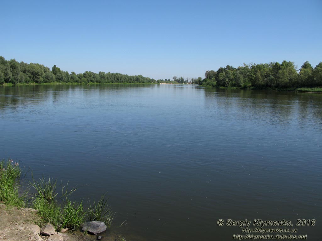 Киевская область. Фото. Вид Десны немного выше села Пирново (Вышгородский район).