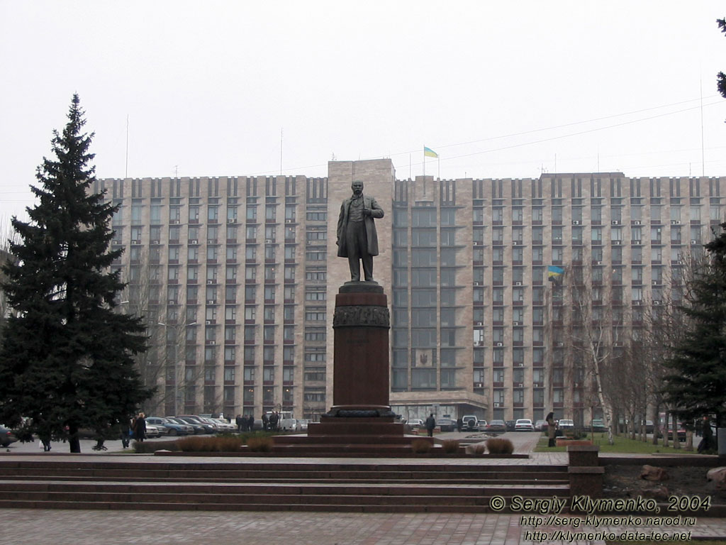 Пам’ятник Т. Г. Шевченку.