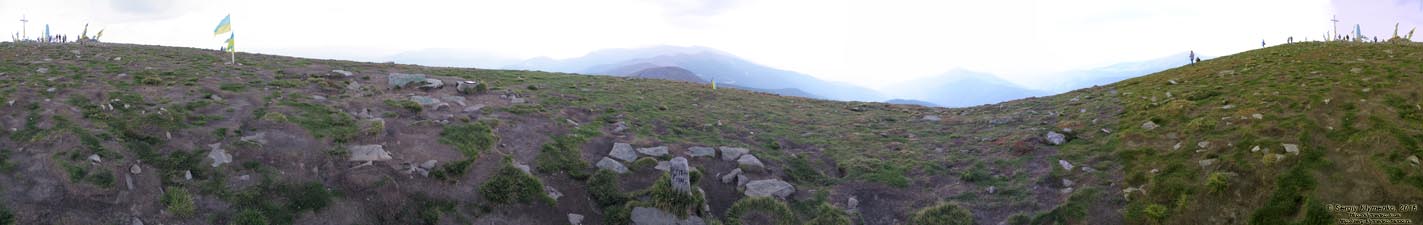 Фото Карпат. Панорама (~360°) на вершине горы Говерла. Высота ~2061 метров над уровнем моря.