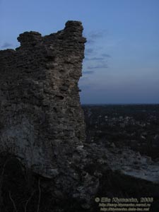 Кременец. Вид с Замковой горы (горы Бона) на вечерний город Кременец.