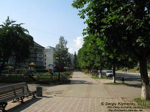 Закарпатская область, посёлок Межгорье. Фото. На улицах посёлка.