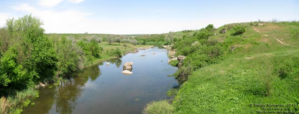 Николаевская область, пейзаж вблизи села Актово. Фото. Речка Мертвовод, вид с автомобильного моста. Панорама ~90°.