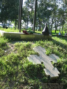 Путивль, Сумская область. Фото. Памятный знак защитникам Путивля на холме «Городок».