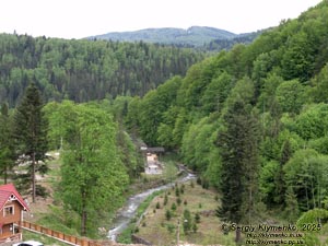 Ивано-Франковская область. Яремче. Фото. Речка Жонка возле места её впадения в реку Прут.