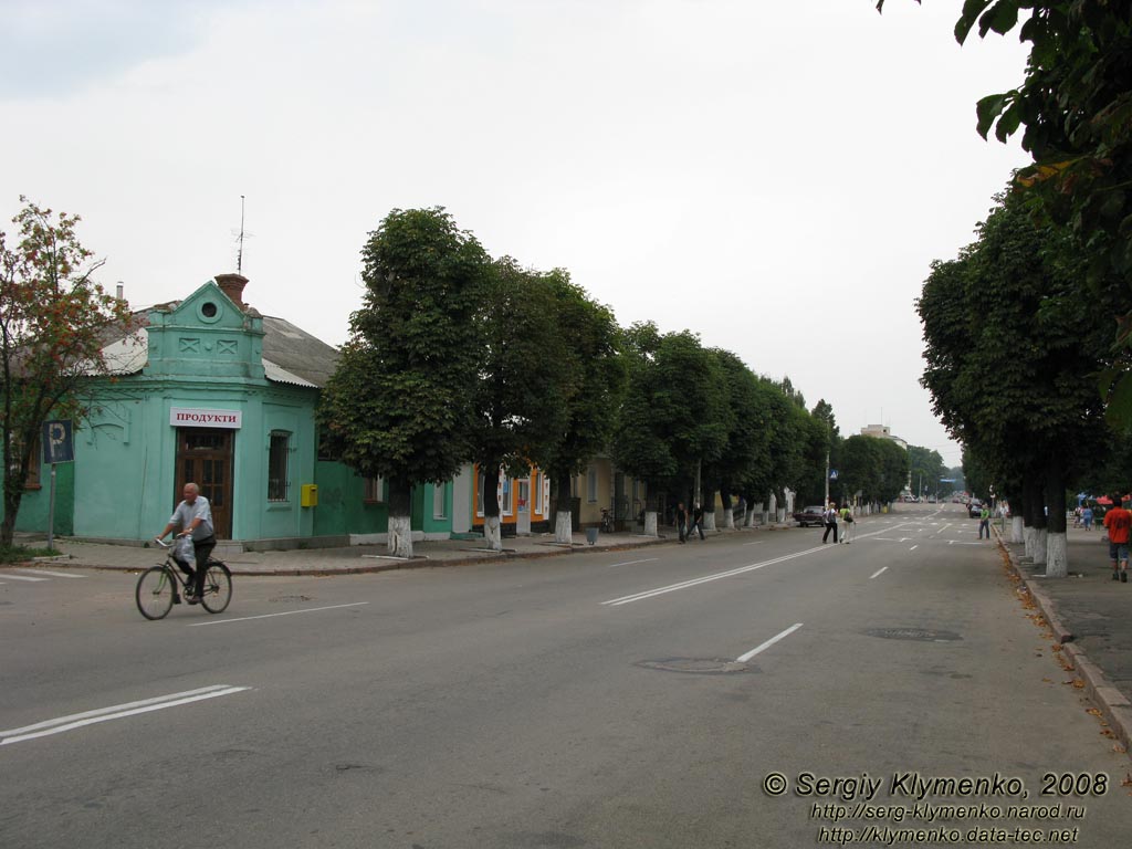 Житомирщина. Овруч. Фото. Вдоль улицы Советская.